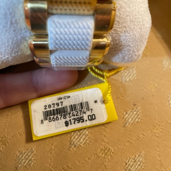 NWT Stylish Men’s Invicta 48mm Mother of Pearl Watch - Picture 4 of 11